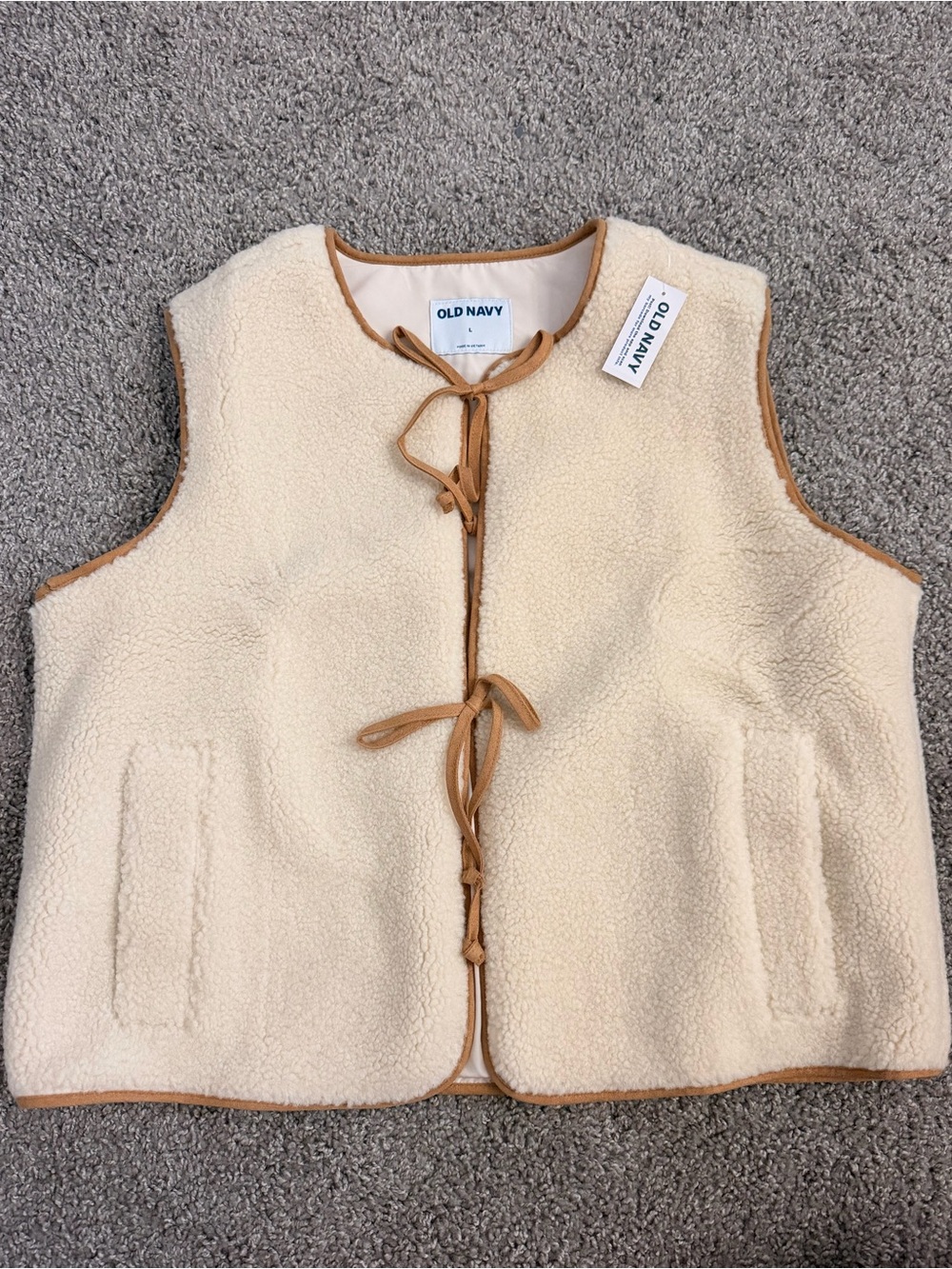 Old Navy Cream Sherpa Vest with Tan Trim - Picture 3 of 3